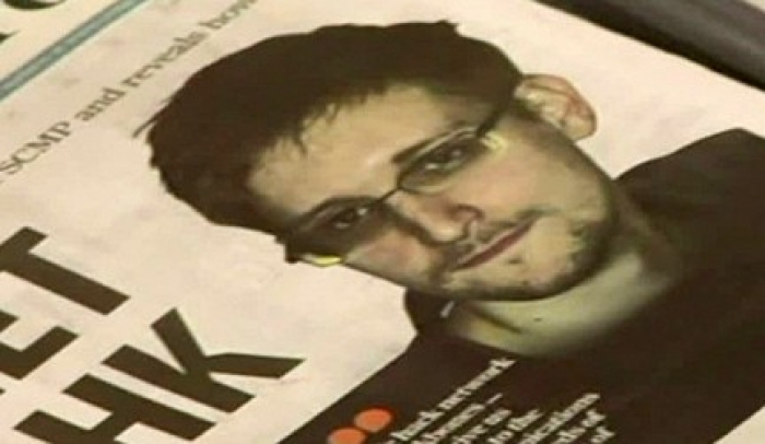 Сноуден получил паспорт гражданина мира