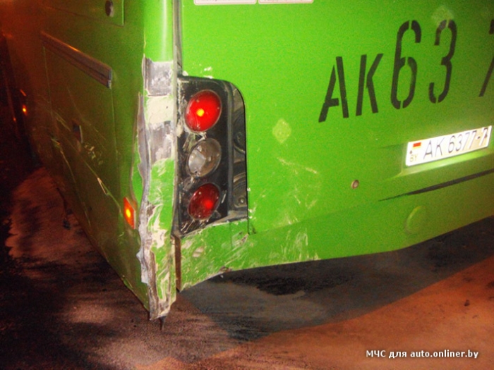 Водитель, спасая жизнь пешехода, покалечил шесть пассажиров автобуса