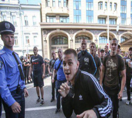 В нападении на журналистку на акции оппозиции появились новые подозреваемые